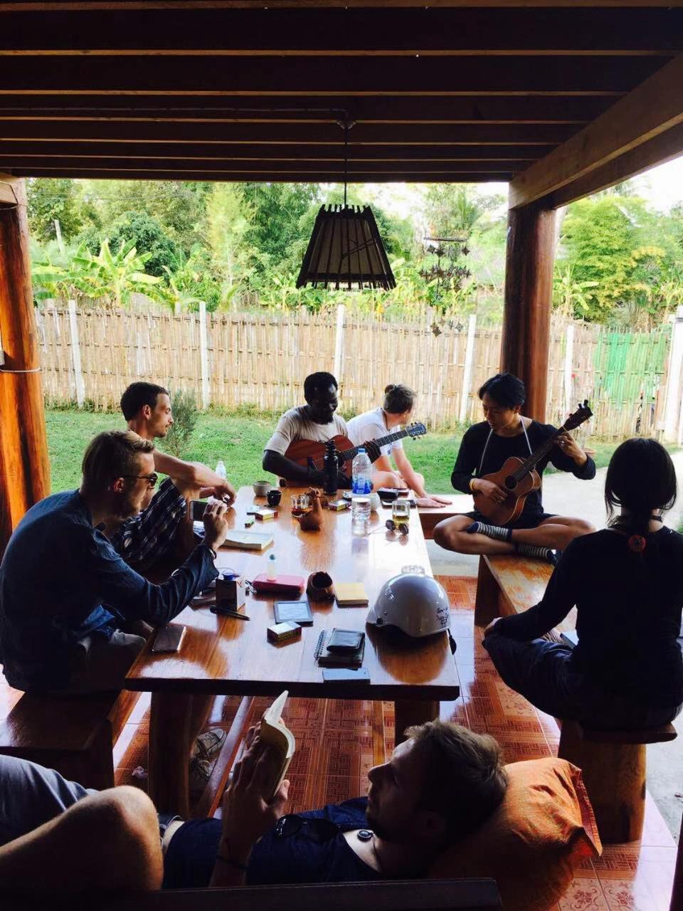 Nine House Pai Hostel Ngoại thất bức ảnh