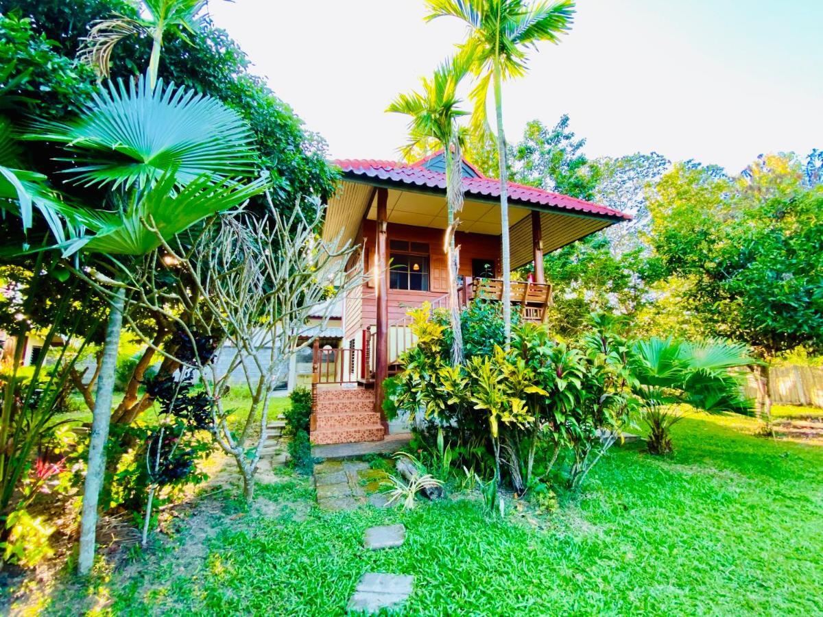 Nine House Pai Hostel Ngoại thất bức ảnh