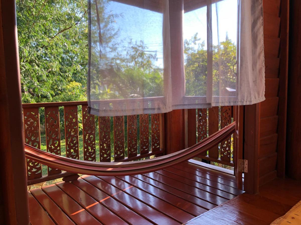 Nine House Pai Hostel Ngoại thất bức ảnh
